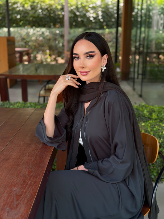 LAM213 – Flowy green jungle abaya in light Nada crepe