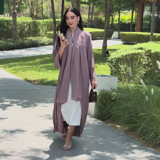Lamaa Boutique Abaya Video