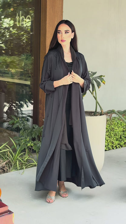 Lamaa Boutique Abaya Video