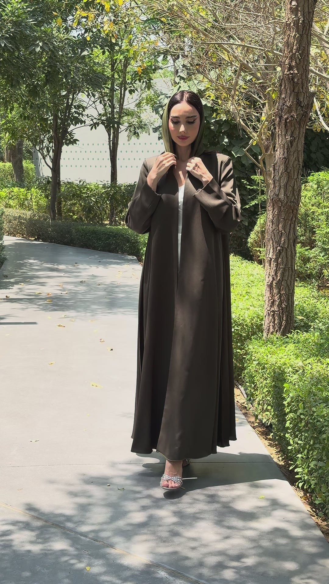Lamaa Boutique Abaya Video