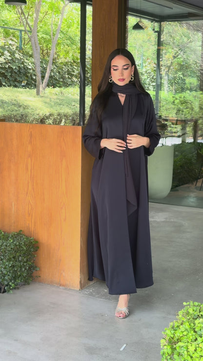 LAM209 – navy closh cut abaya in premium German crepe