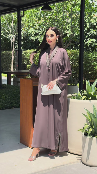 Lamaa Boutique Abaya Video