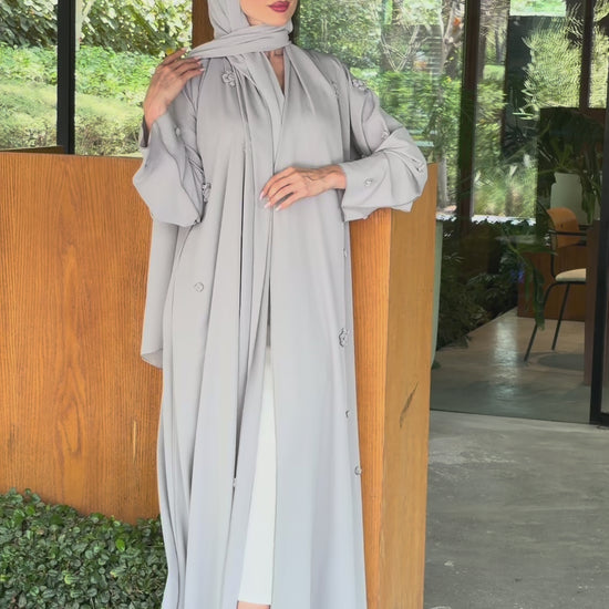 Lamaa Boutique Abaya Video