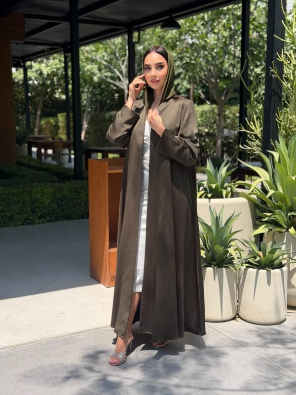 LAM208 – green closh cut abaya in premium German crepe